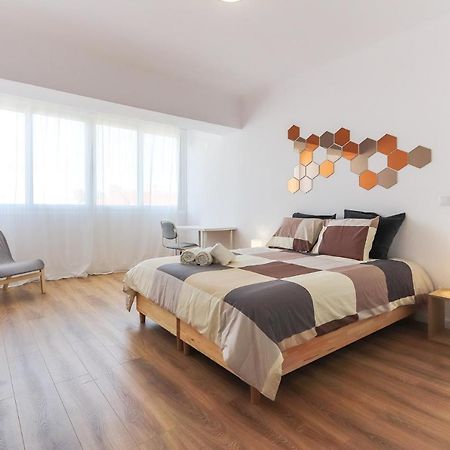 Vita Portucale ! Costa Da Caparica Sunny Design Apartment Exteriör bild