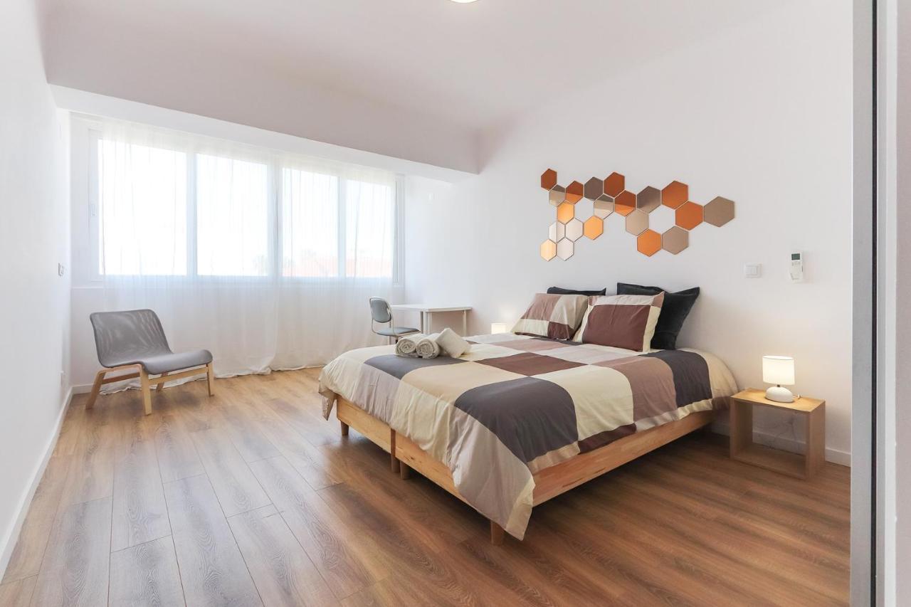 Vita Portucale ! Costa Da Caparica Sunny Design Apartment Exteriör bild