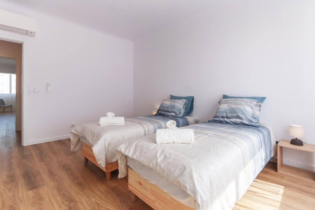Vita Portucale ! Costa Da Caparica Sunny Design Apartment Exteriör bild